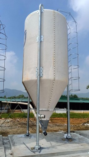 Silo chứa cám