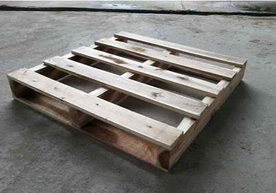 Pallet gỗ 2 hướng nâng tải trọng 1.5 tấn