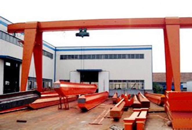 Cổng trục dầm đơn dạng dầm hộp
