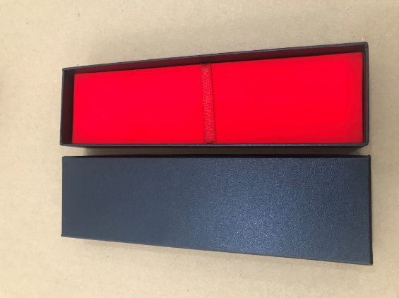 Hộp bút ký