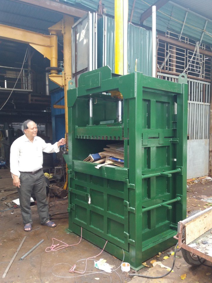 Máy ép phế liệu