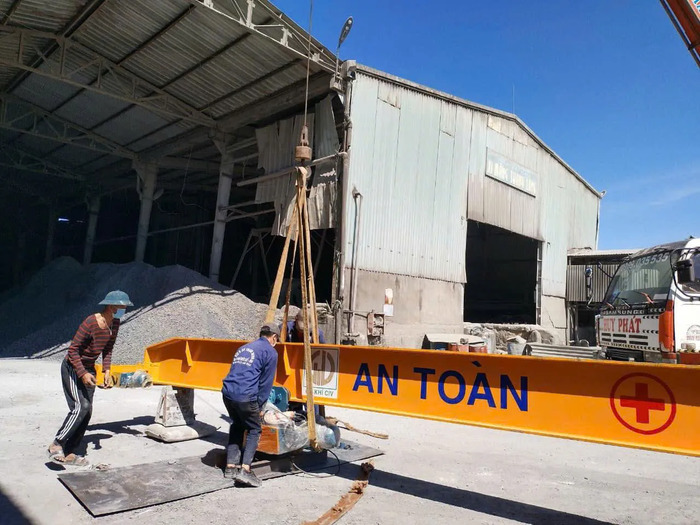 Thi công cầu trục nhà xưởng