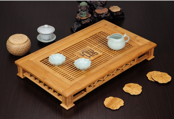 Bàn trà bằng gỗ