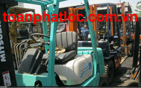 Xe nâng dầu