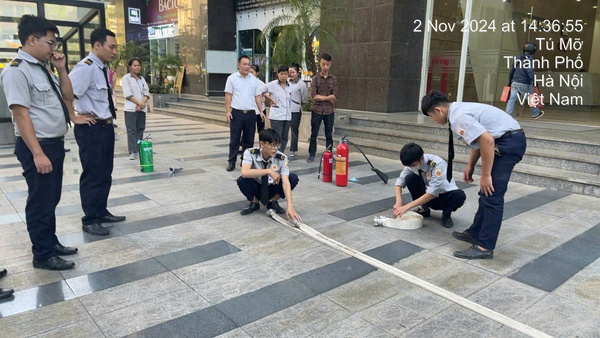 Bảo vệ tòa nhà