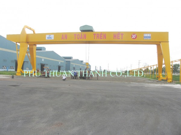 Cổng trục Console 1 bên