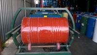 Máy rửa thùng phi
