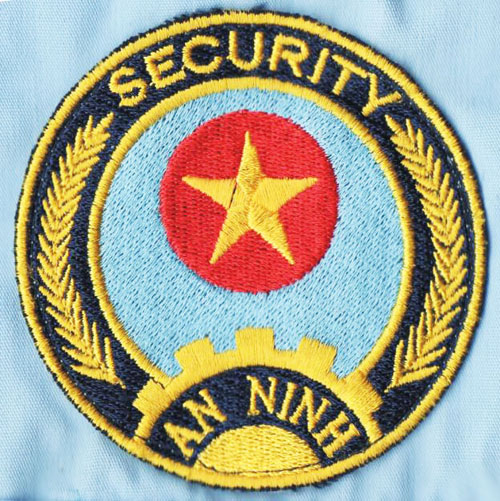 Thêu logo trên áo bảo vệ