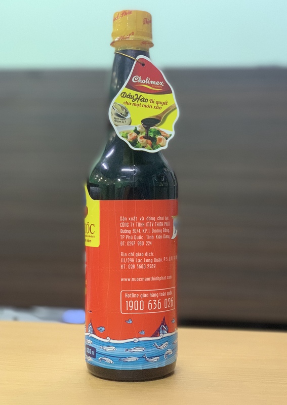In nhãn treo cổ chai