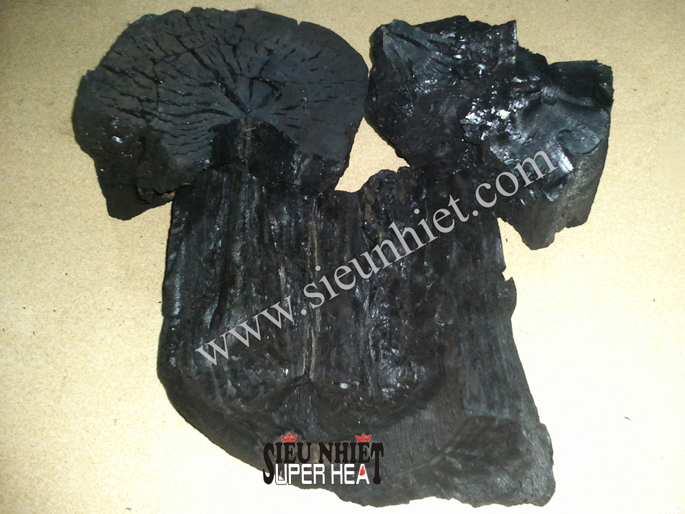 Than củi siêu nhiệt