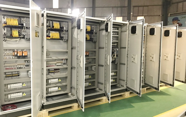 Tủ điều khiển PLC