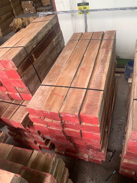 Gỗ Teak