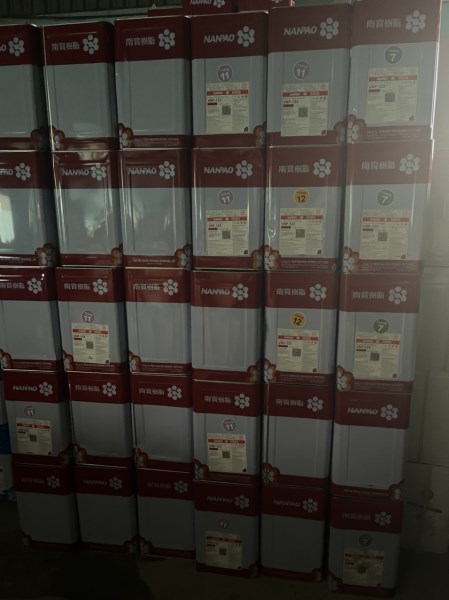 Keo dán công nghiệp đa năng