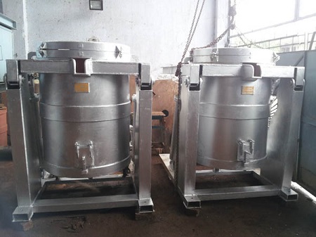 Lò nung nhôm dạng nồi gas nghiêng đổ 300kg