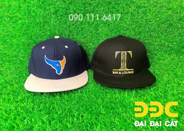 Mũ snapback