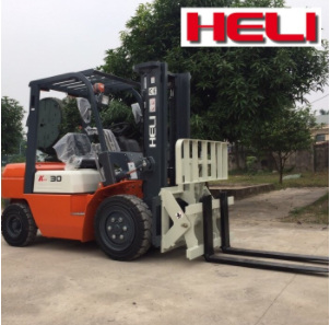 Xe nâng gật gù