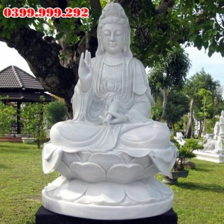 Tượng Phật đá
