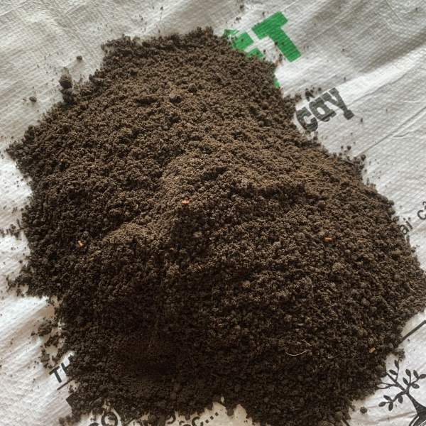 Phân trùn quế giảm ẩm