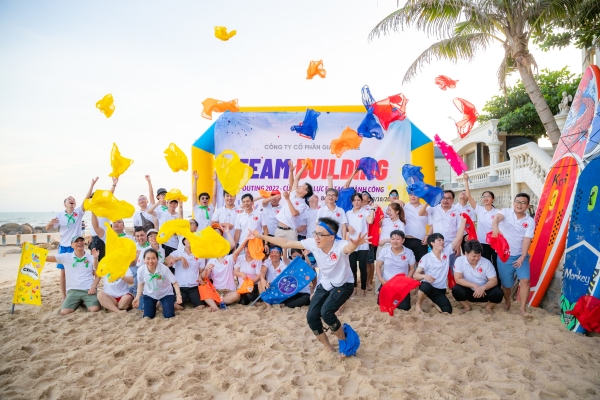 Team Building bãi biển