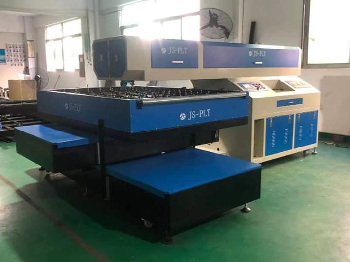 Máy cắt Laser