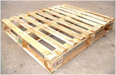 Pallet gỗ 4 hướng nâng tải trọng 1.5 tấn