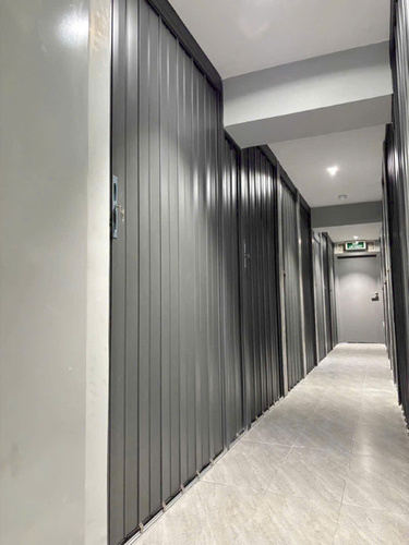 Cửa xếp lá nhôm