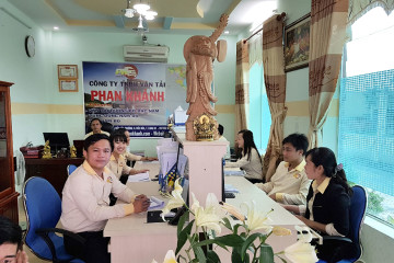Vận chuyển thức ăn chăn nuôi