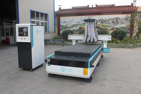 Máy CNC cắt ván 4 đầu