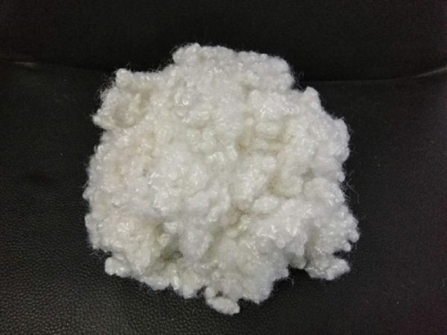 Xơ Polyester loại rỗng ba chiều có dầu 15D64mm HCS