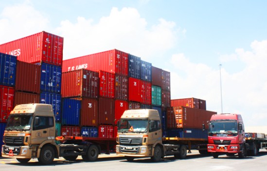 Vận tải đường bộ bằng xe container