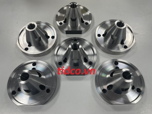 Gia công tiện CNC