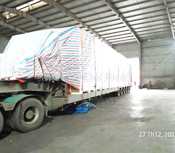 Vận chuyển kiện hàng đóng Pallet dài
