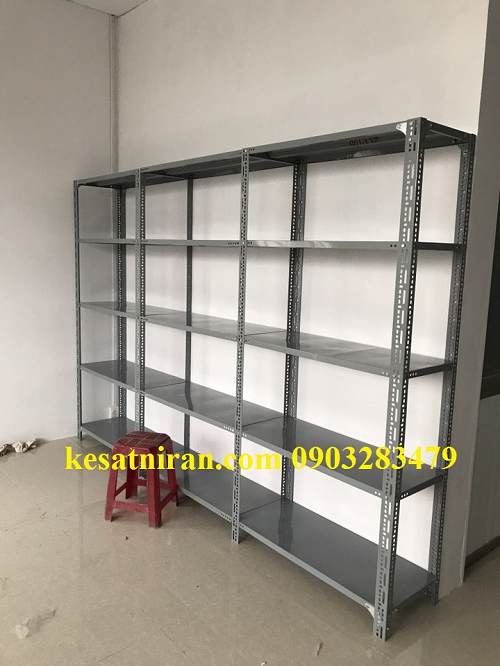 Kệ sắt V lỗ