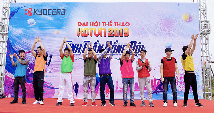 Tổ chức đại hội thể thao
