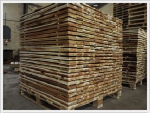 Gỗ keo xẻ nan
