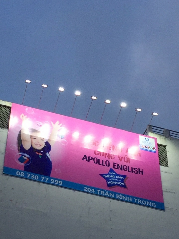 Bảng hiệu đèn Led