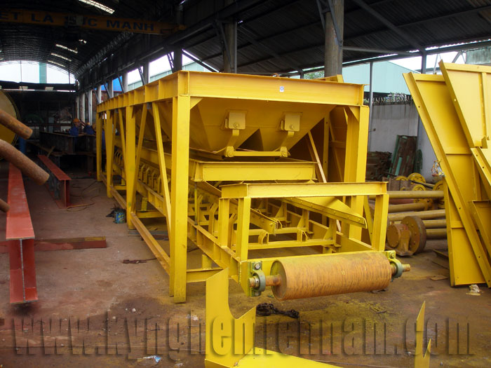 Gia công phễu cân cát đá trạm trộn