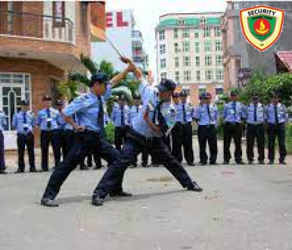 Bảo vệ trường học
