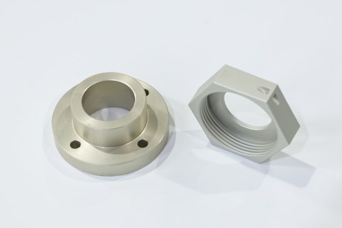 Gia công tiện CNC