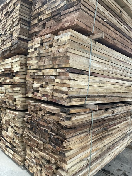 Gỗ sweetgum xẻ sấy