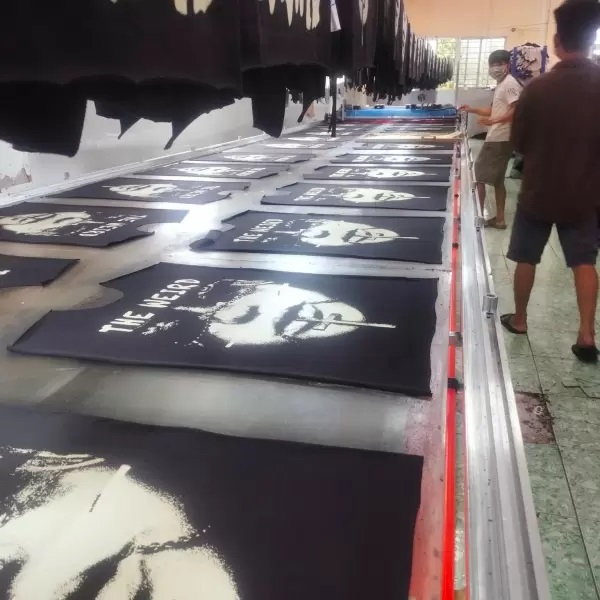 In áo thun theo yêu cầu