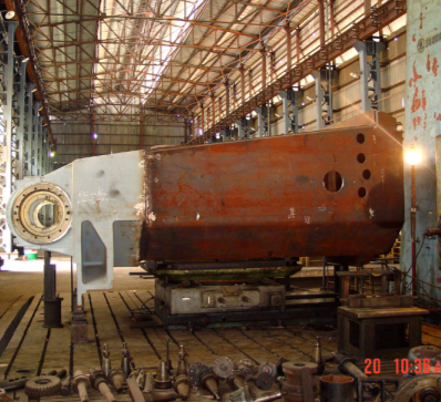 Gia công chân máy nghiền đứng