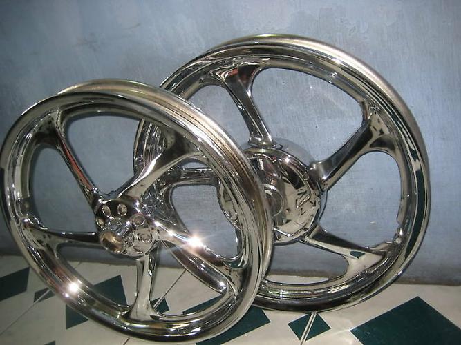 Xi mạ phụ tùng xe máy