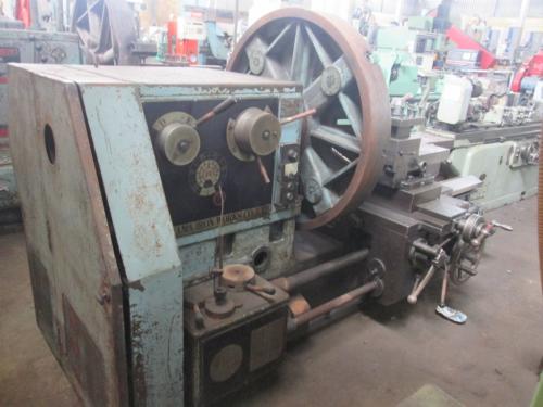 Máy tiện