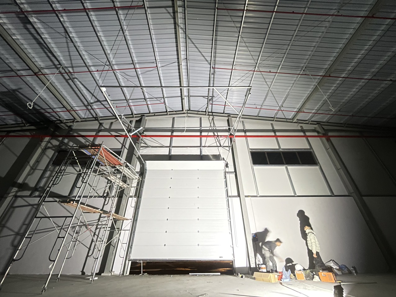 Lắp đặt cửa trượt trần