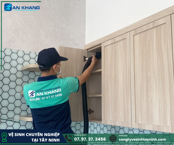 Vệ sinh công nghiệp