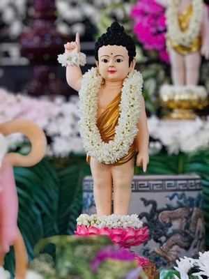 Tượng Phật Đản Sanh