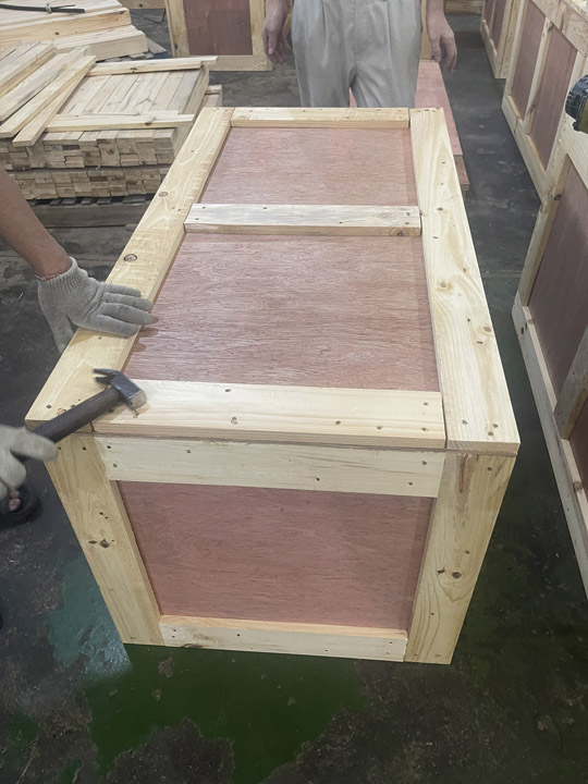 Pallet gỗ ép