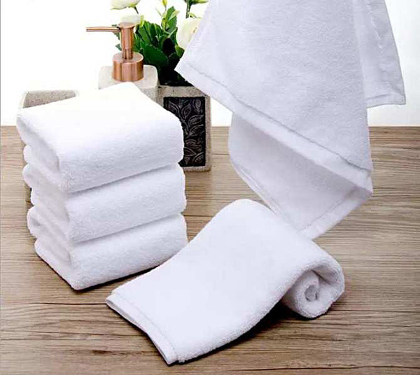 Khăn mặt khách sạn